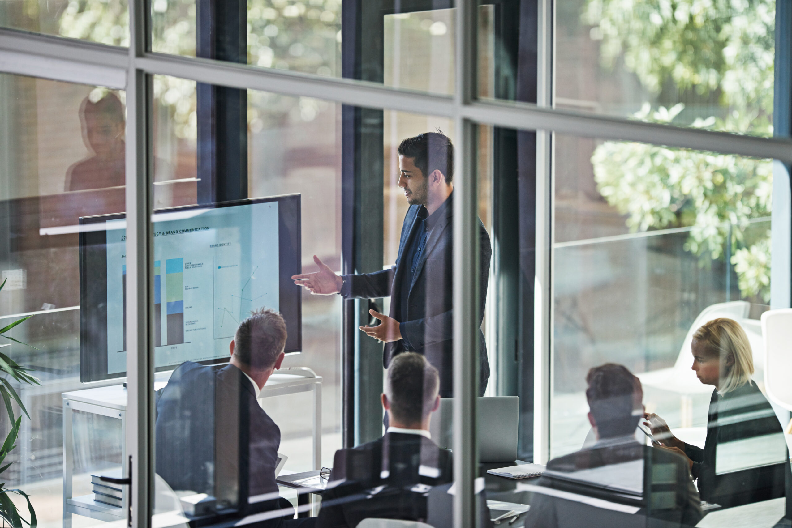 business-presentation-with-team-in-a-modern-office-2026-01-09-10-55-49-utc